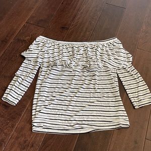 stripped ae off the shoulder top